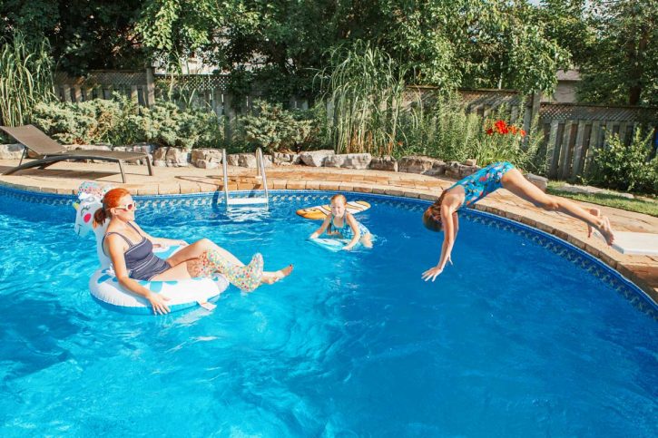 swimming-pool-cleaning-service-near-me swimming-pool-cleaning-service-near-me
